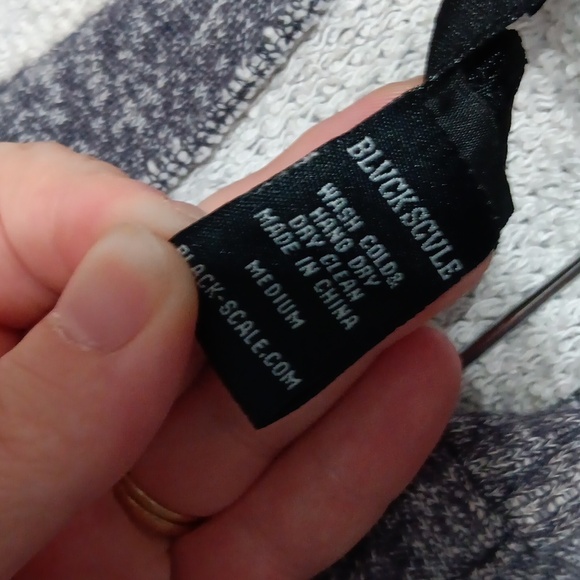 Black Scale Heather Gray Hooded Sweater Jacket Size Medium - Picture 3 of 5